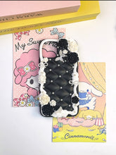 Carica l&#39;immagine nel visualizzatore di Gallery, Chanel Baroque Sofa Rose Decoden Phone Cases For Any Phone Model
