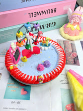 Carregar imagem no visualizador da galeria, Sanrio Hello Kitty Decoden Stand for Phone/Tablet
