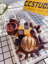 Carica l&#39;immagine nel visualizzatore di Gallery, Chocolate Decoden Phone Cases For Any Phone Model
