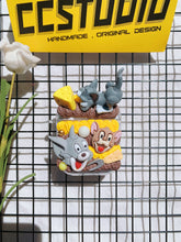 Load image into Gallery viewer, Tom and Jerry Decoden Earbud Case For Any Model
